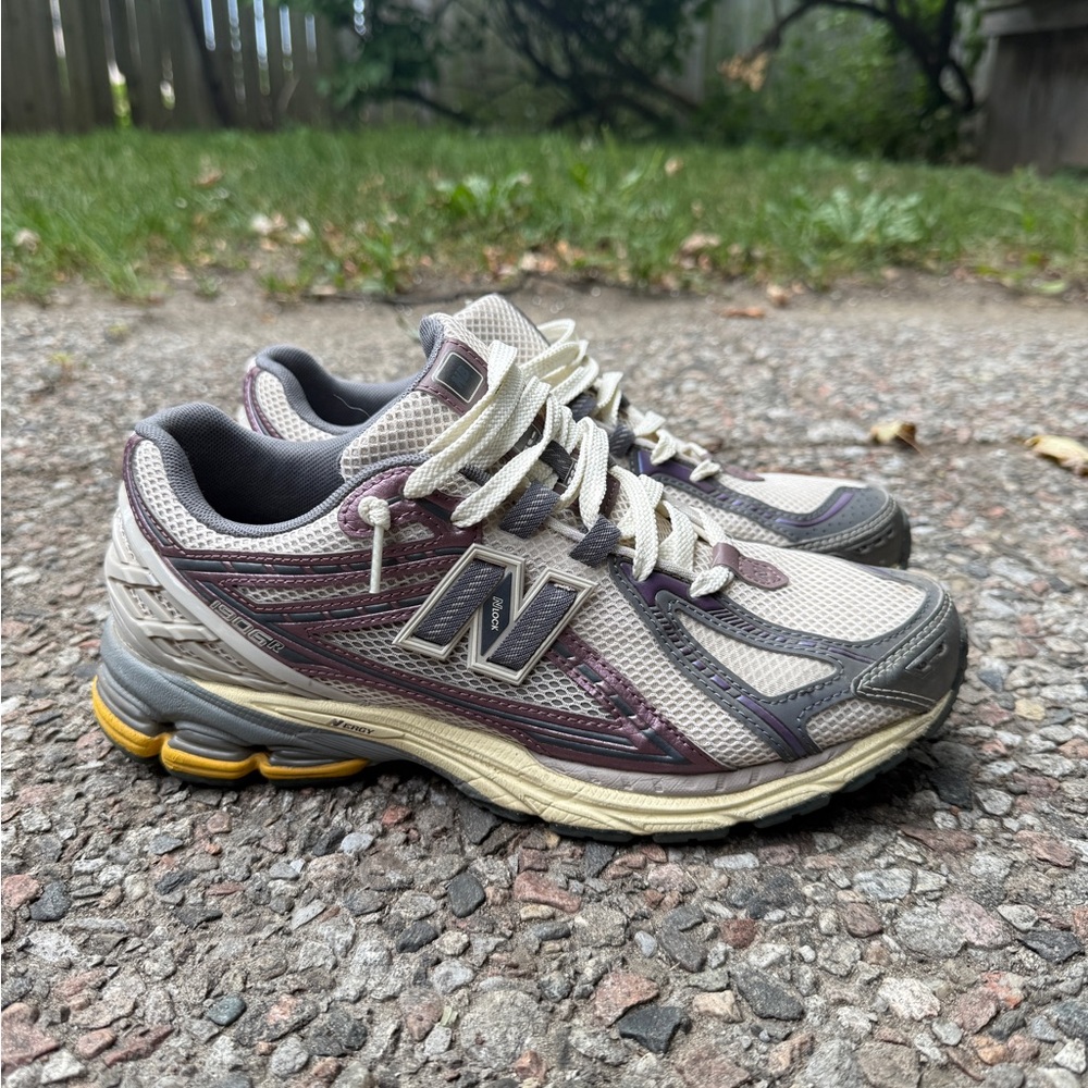 New Balance 1906r - Picture 1 of 4